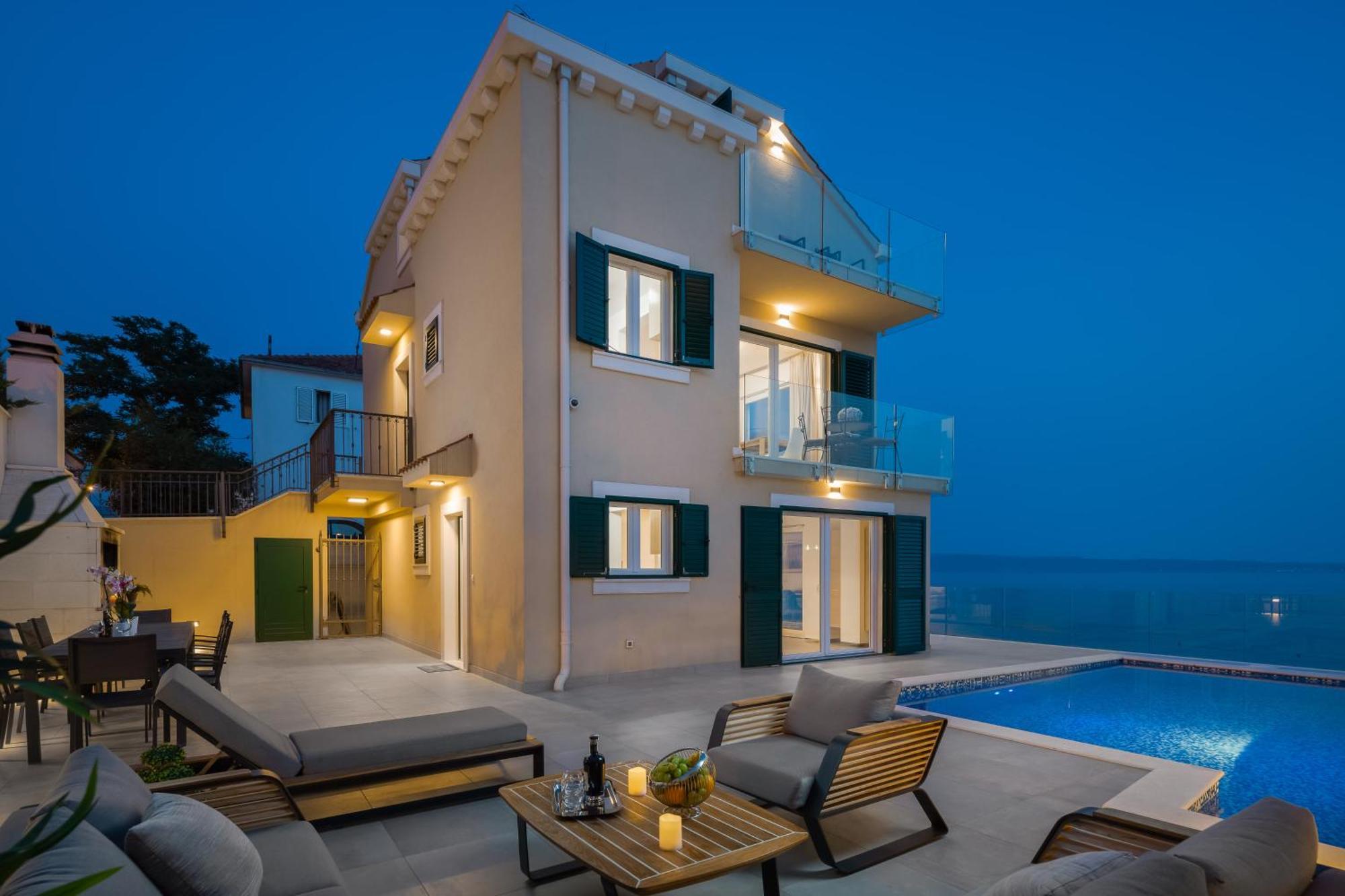 Epetium Beach Villa Split Exterior photo